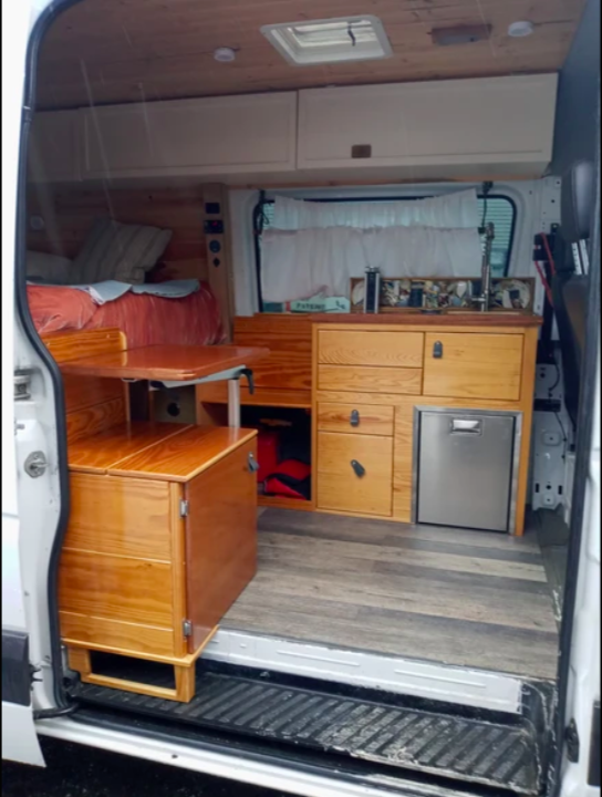 sprinter-van-build-company-all-weird-days-van-buildout